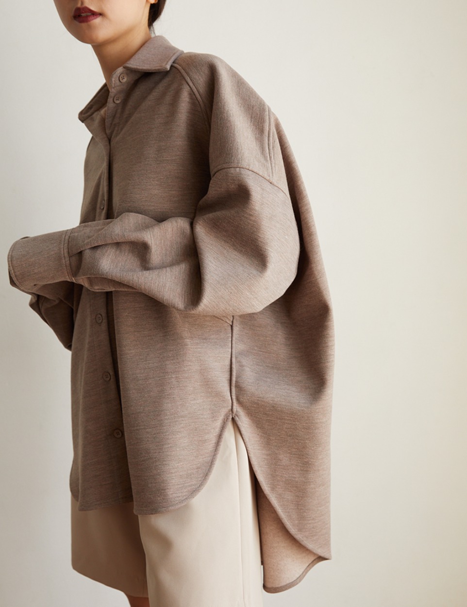 Borrow shirt outer