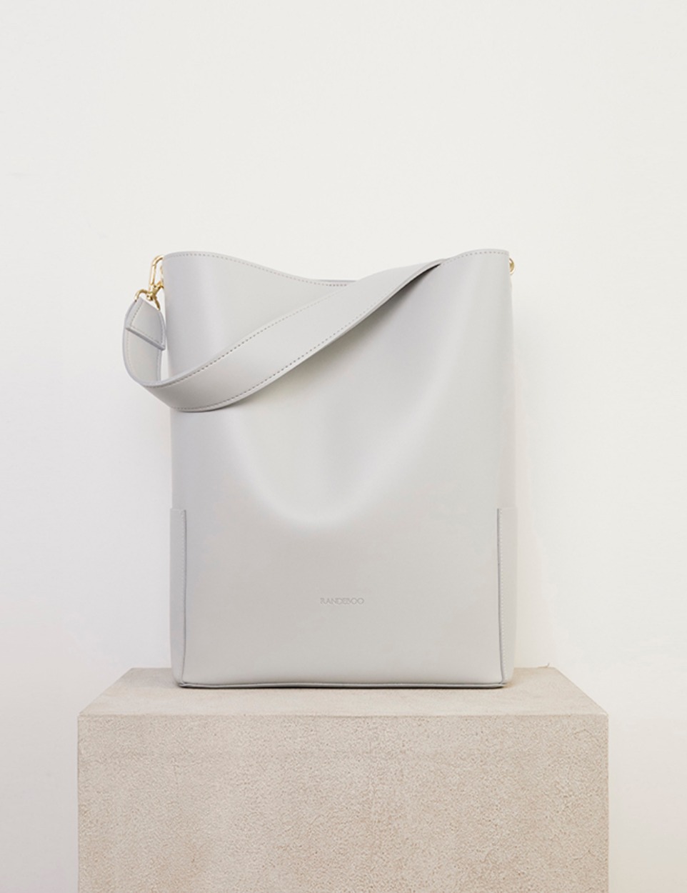 【PRE】RB bucket bag (light gray)