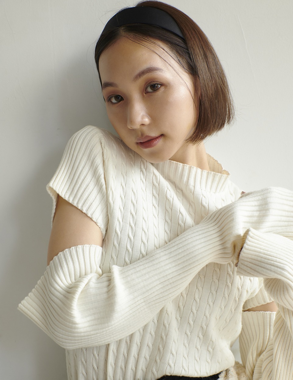【PRE】Charm cut cable knit