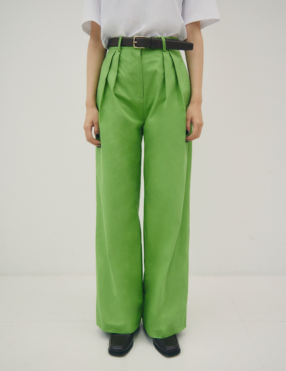 Pallet pants