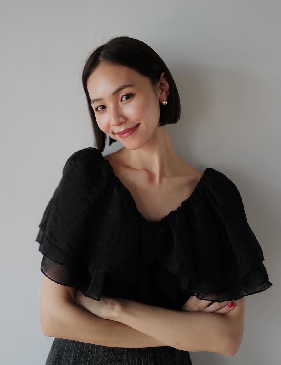 Volume chiffon tops