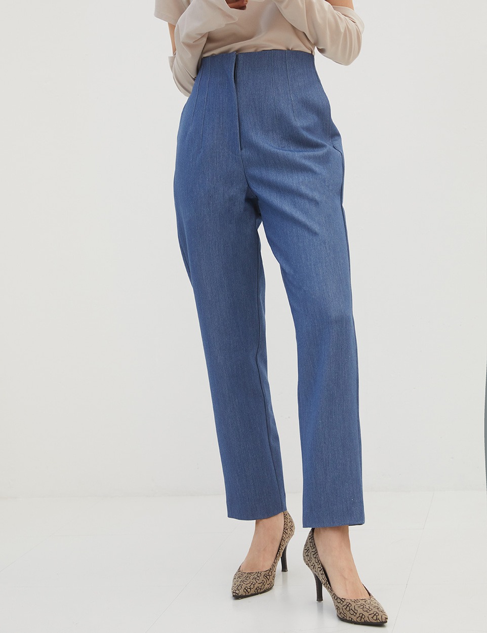 Pencil pants
