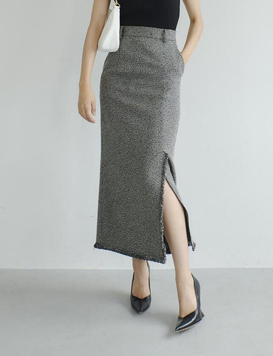 Tweed long skirt