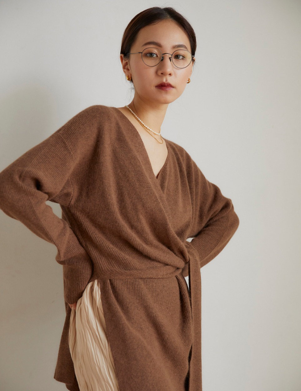 Arrange wool knit