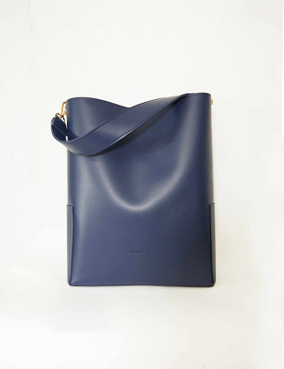 RB bucket bag (navy)