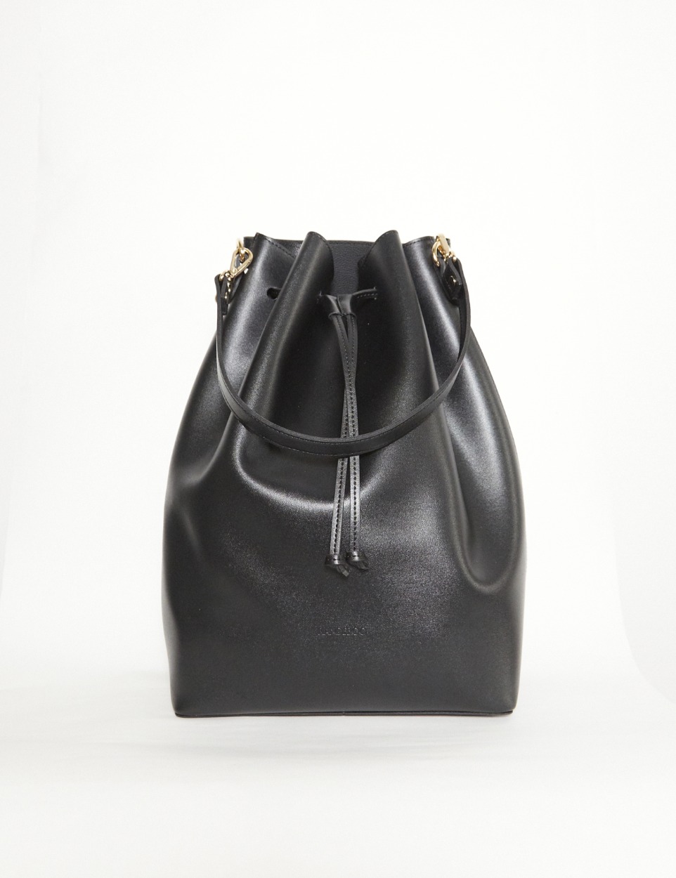 RB bucket backpack (black)