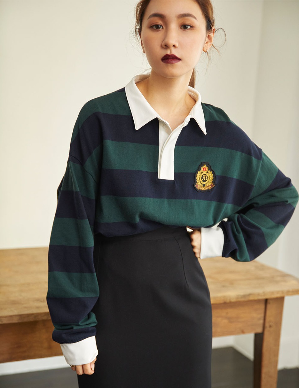 【PRE】Emblem border shirt