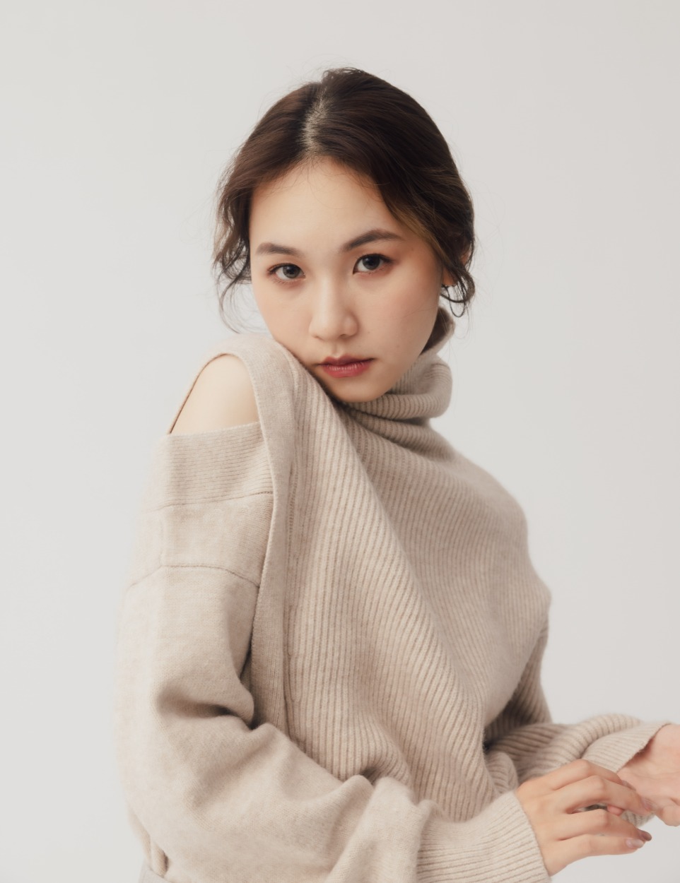 【PRE】Asymmetry wool knit