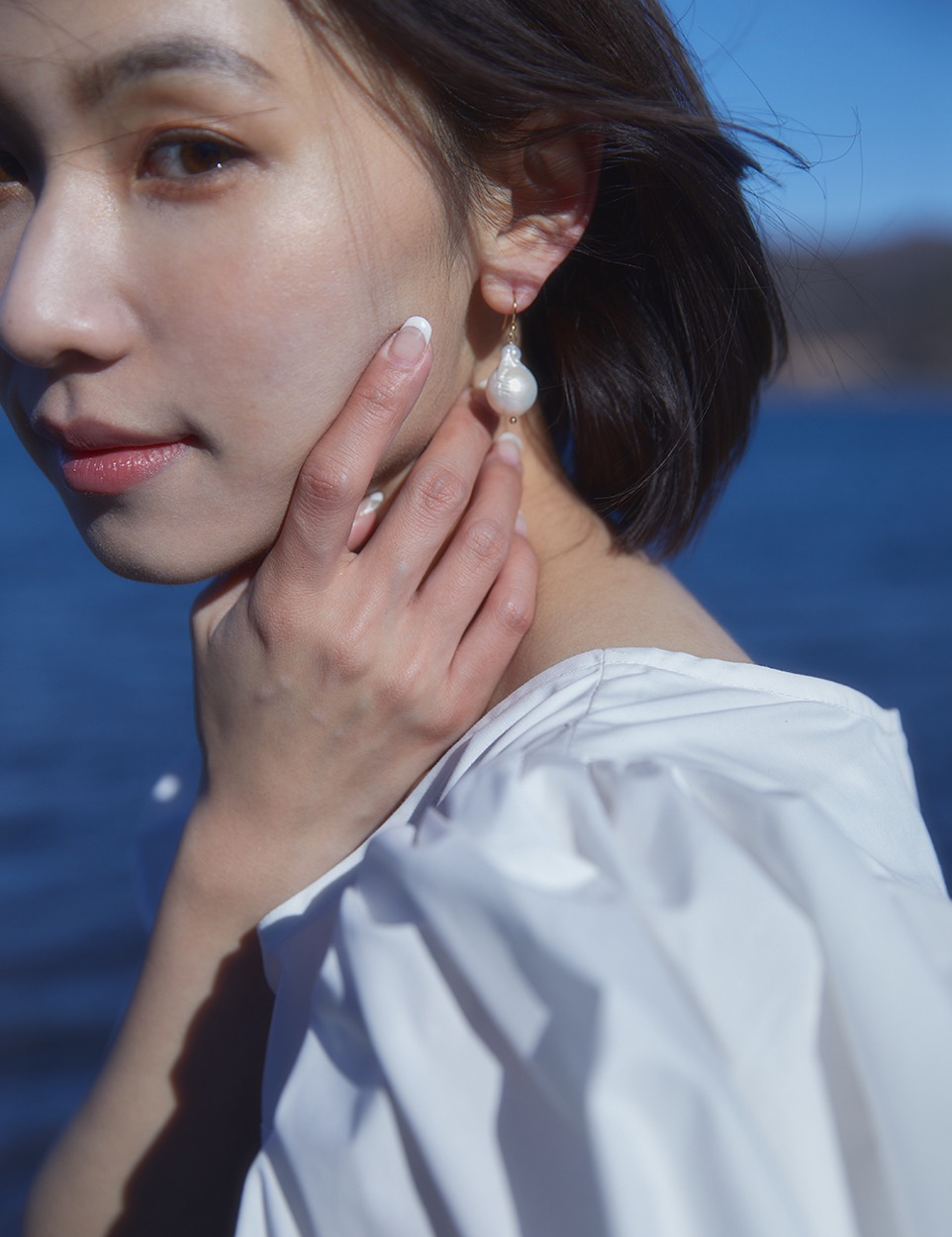 Perl earring
