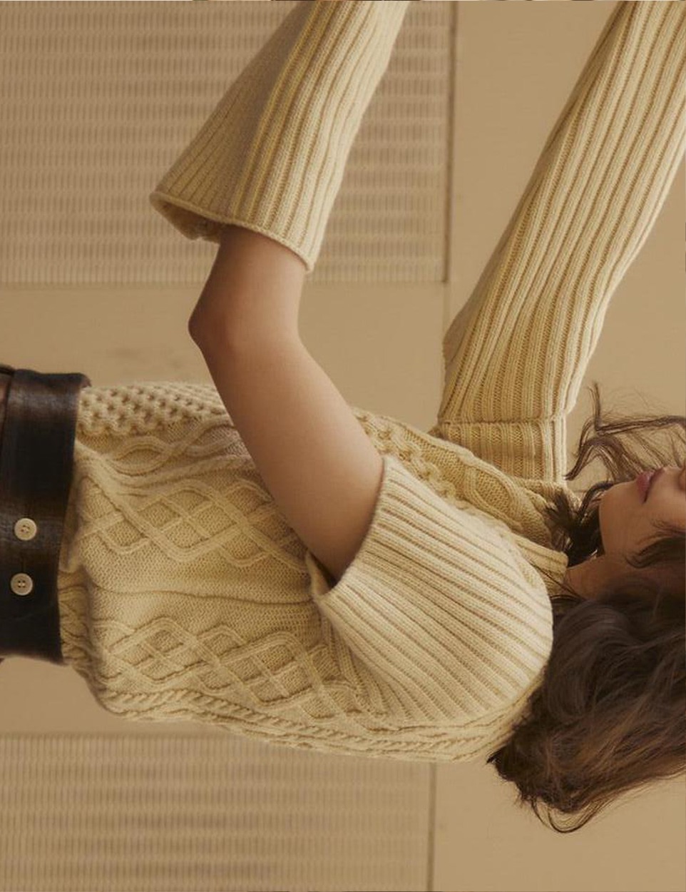 【PRE】Charm cut vintage knit